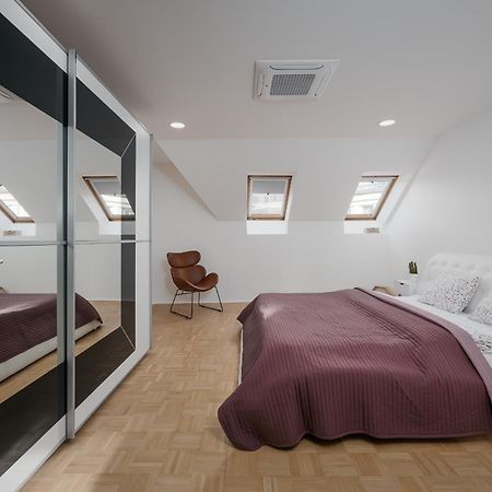 Dot 3 Bdr Apartment With Tyn Cathedral View & Ac 布拉格 外观 照片